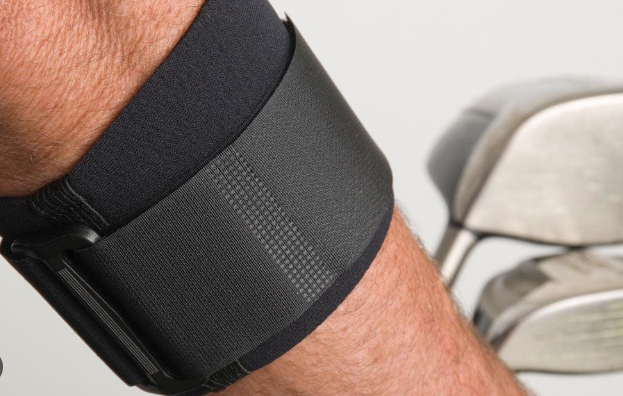 Une utilisation plus large du support de coude pourrait-elle réduire le fardeau de la douleur chronique au coude