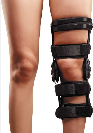 Une genouillère pourrait-elle changer la façon dont nous gérons la santé du genou